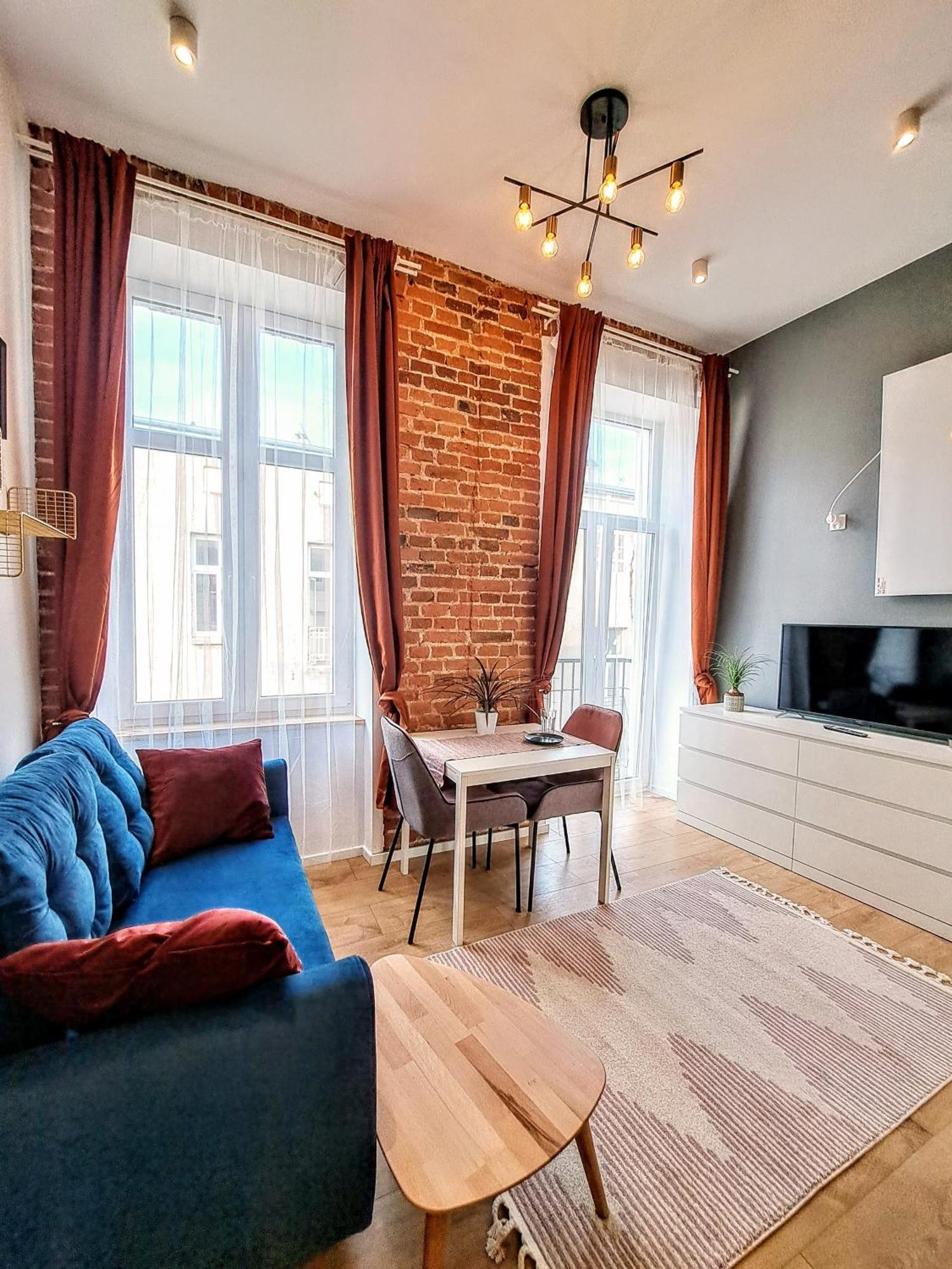 Mielczarskiego B Przy Manufakturze Apartment *